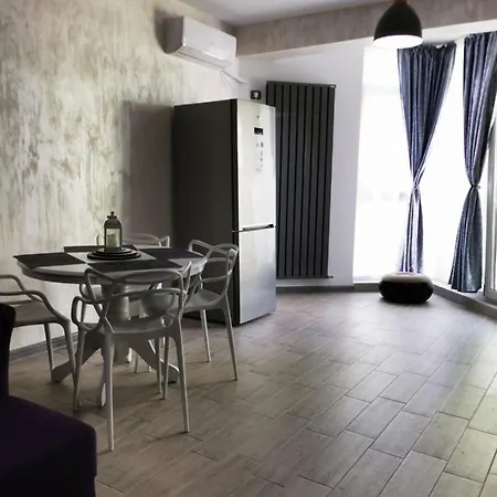 Mamaia Luxury Holiday * Năvodari